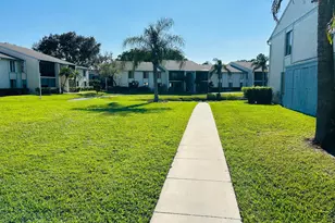 1115 Green Pine Blvd, West Palm Beach, FL 33409 - Photo 3