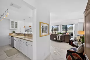 301 Old Meadow Way, Palm Beach Gardens, FL 33418 - Photo 11