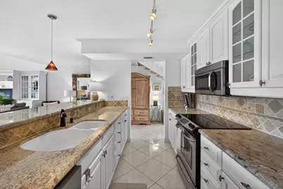 301 Old Meadow Way, Palm Beach Gardens, FL 33418 - Photo 15