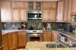 2410 Fairway Dr N, Jupiter, FL 33477 - Photo 7