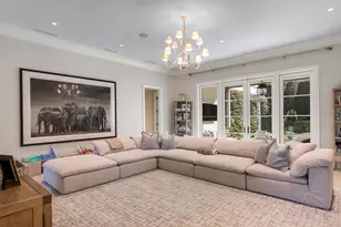 208 Sandpiper Dr, Palm Beach, FL 33480 - Photo 17