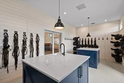 4675 Stables Way, Wellington, FL 33414 - Photo 7