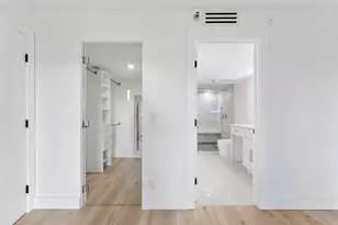 5260 NW 2nd Ave, Boca Raton, FL 33487 - Photo 13