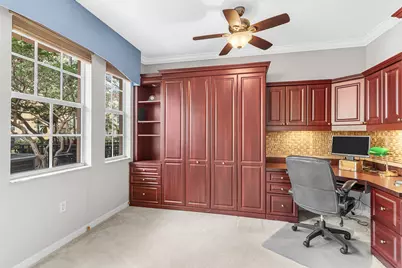 2455 San Pietro Circle, Palm Beach Gardens, FL 33410 - Photo 17