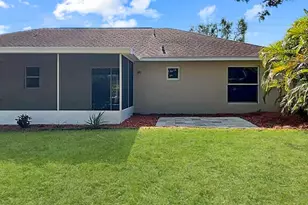117 SW Glenwood Dr, Port Saint Lucie, FL 34984 - Photo 3