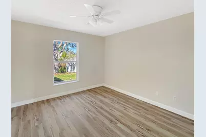 117 SW Glenwood Drive, Port Saint Lucie, FL 34984 - Photo 11