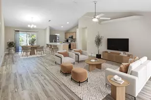 117 SW Glenwood Dr, Port Saint Lucie, FL 34984 - Photo 5