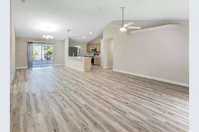 117 SW Glenwood Drive, Port Saint Lucie, FL 34984 - Photo 9