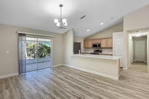 117 SW Glenwood Dr, Port Saint Lucie, FL 34984 - Photo 11