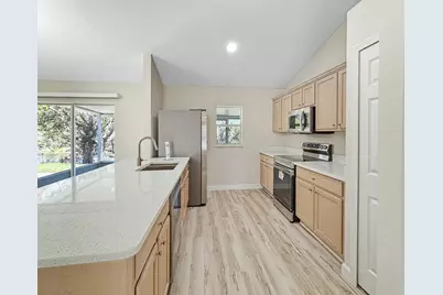 117 SW Glenwood Drive, Port Saint Lucie, FL 34984 - Photo 13