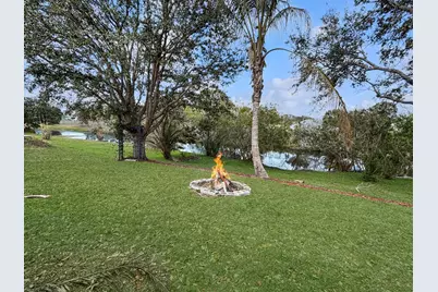 117 SW Glenwood Drive, Port Saint Lucie, FL 34984 - Photo 33