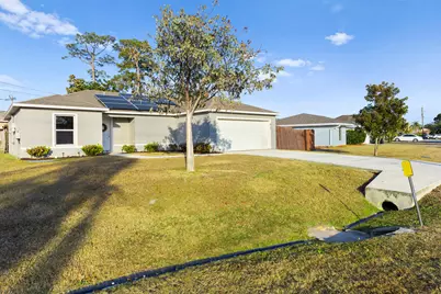 417 SE Seahouse Drive, Port Saint Lucie, FL 34983 - Photo 3