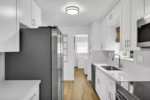 702 Sunset Dr, Lake Worth Beach, FL 33461 - Photo 13