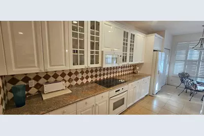 179 Las Brisas Circle, Hypoluxo, FL 33462 - Photo 5