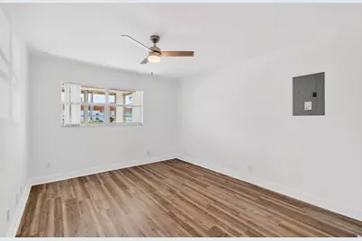 237 Waterford J, Delray Beach, FL 33446 - Photo 21