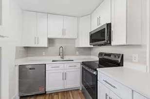 237 Waterford J, Delray Beach, FL 33446 - Photo 13