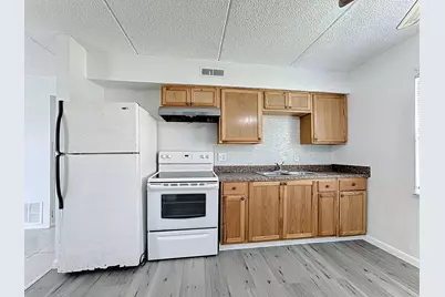 694 Michigan Court #3, Saint Cloud, FL 34769 - Photo 9