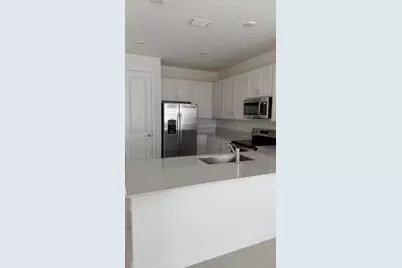 1089 SE Crosswood Way, Port Saint Lucie, FL 34984 - Photo 7