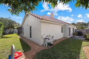 29 Dogwood Cir, Boynton Beach, FL 33436 - Photo 33