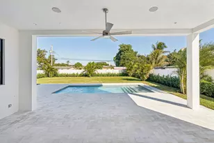 261 NW 8th St, Boca Raton, FL 33432 - Photo 47