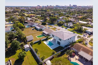 261 NW 8th Street, Boca Raton, FL 33432 - Photo 35