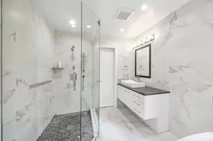 229 S Maya Palm Dr, Boca Raton, FL 33432 - Photo 47