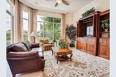 114 Tranquilla Drive, Palm Beach Gardens, FL 33418 - Photo 7