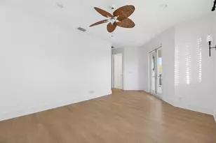 724 NE 36th St, Boca Raton, FL 33431 - Photo 51