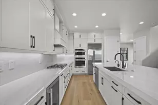 1005 Faulkner Ter, Palm Beach Gardens, FL 33418 - Photo 13