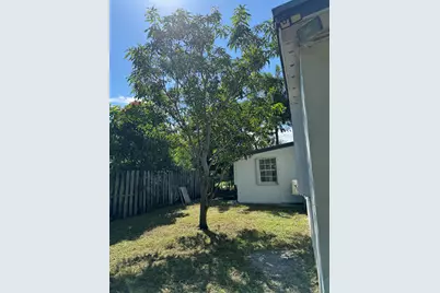 1611 NE 46th Street, Pompano Beach, FL 33064 - Photo 15