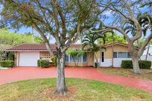 1921 NE 28th Ct, Pompano Beach, FL 33064 - Photo 3