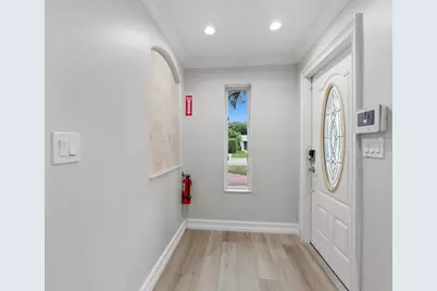 1921 NE 28th Court, Lighthouse Point, FL 33064 - Photo 5
