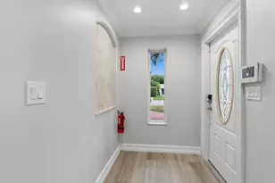 1921 NE 28th Ct, Lighthouse Point, FL 33064 - Photo 5