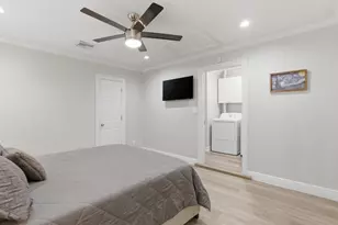 1921 NE 28th Ct, Pompano Beach, FL 33064 - Photo 25