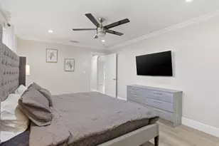 1921 NE 28th Ct, Lighthouse Point, FL 33064 - Photo 19