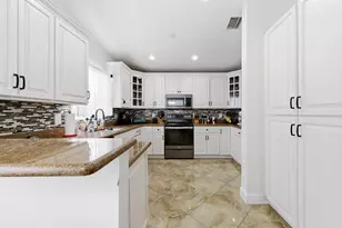 340 Hammocks Trail, Greenacres, FL 33413 - Photo 9