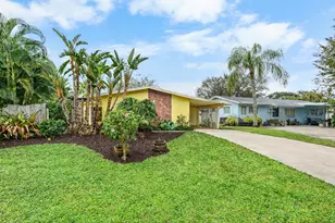 603 Riverside Dr, Palm Beach Gardens, FL 33410 - Photo 5