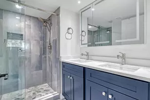 204 Palm Beach Trace Dr, Royal Palm Beach, FL 33411 - Photo 23