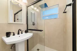 2001 NE 30th St, Fort Lauderdale, FL 33306 - Photo 13