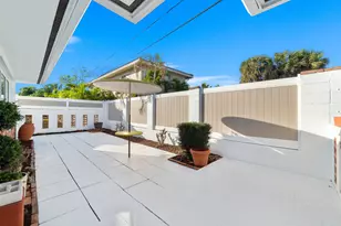 2001 NE 30th St, Fort Lauderdale, FL 33306 - Photo 17