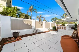 2001 NE 30th St, Fort Lauderdale, FL 33306 - Photo 57