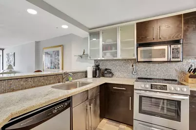 4 Royal Palm Way #6020, Boca Raton, FL 33432 - Photo 5