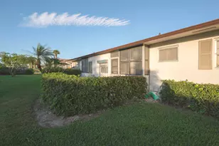 2835 Crosley Dr E, West Palm Beach, FL 33415 - Photo 19