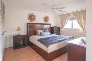 2835 Crosley Dr E, West Palm Beach, FL 33415 - Photo 11