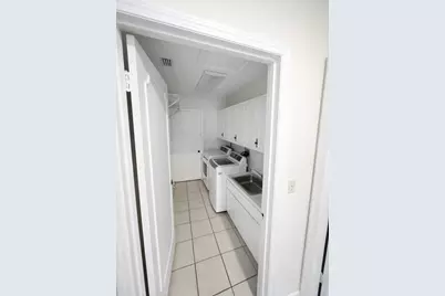 1201 Pine Sage Circle, West Palm Beach, FL 33409 - Photo 7