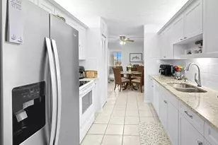 720 Lake Orchid Cir, Vero Beach, FL 32962 - Photo 9