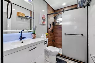 363 Washington Ave, Miami Beach, FL 33139 - Photo 17