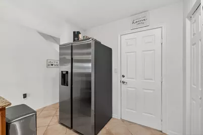 5904 Abbey Road, Tamarac, FL 33321 - Photo 15