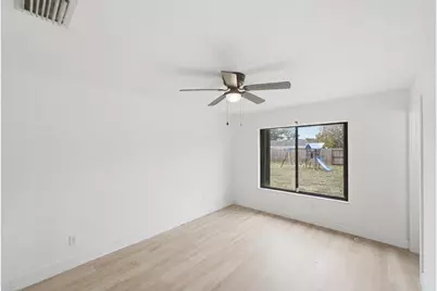 2080 SE Triumph Road, Port Saint Lucie, FL 34952 - Photo 17