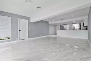 708 NE 23rd Ave, Pompano Beach, FL 33062 - Photo 11